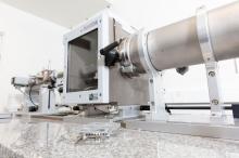Instrument et station de travail pour les rayons X